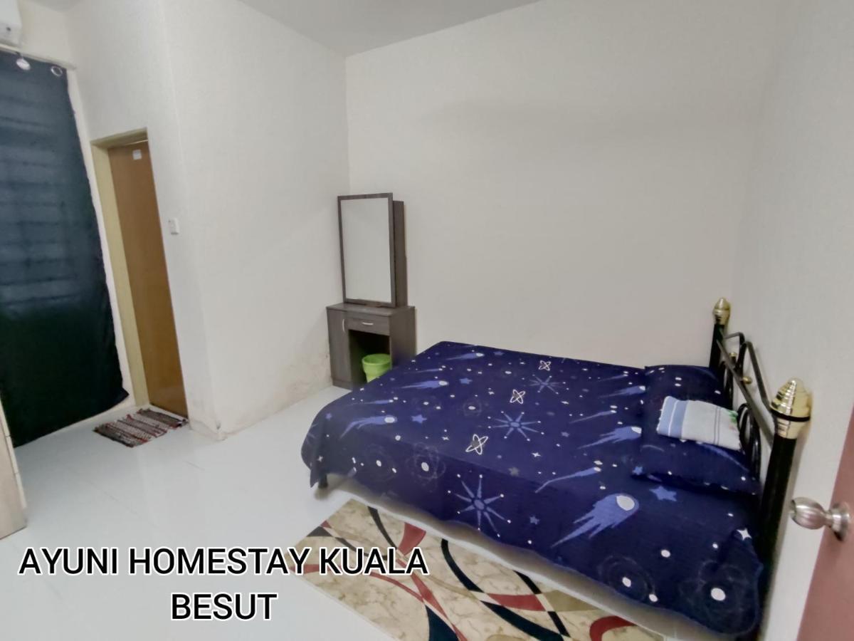 Ayuni Homestay Kuala Besut Terengganu Ngoại thất bức ảnh