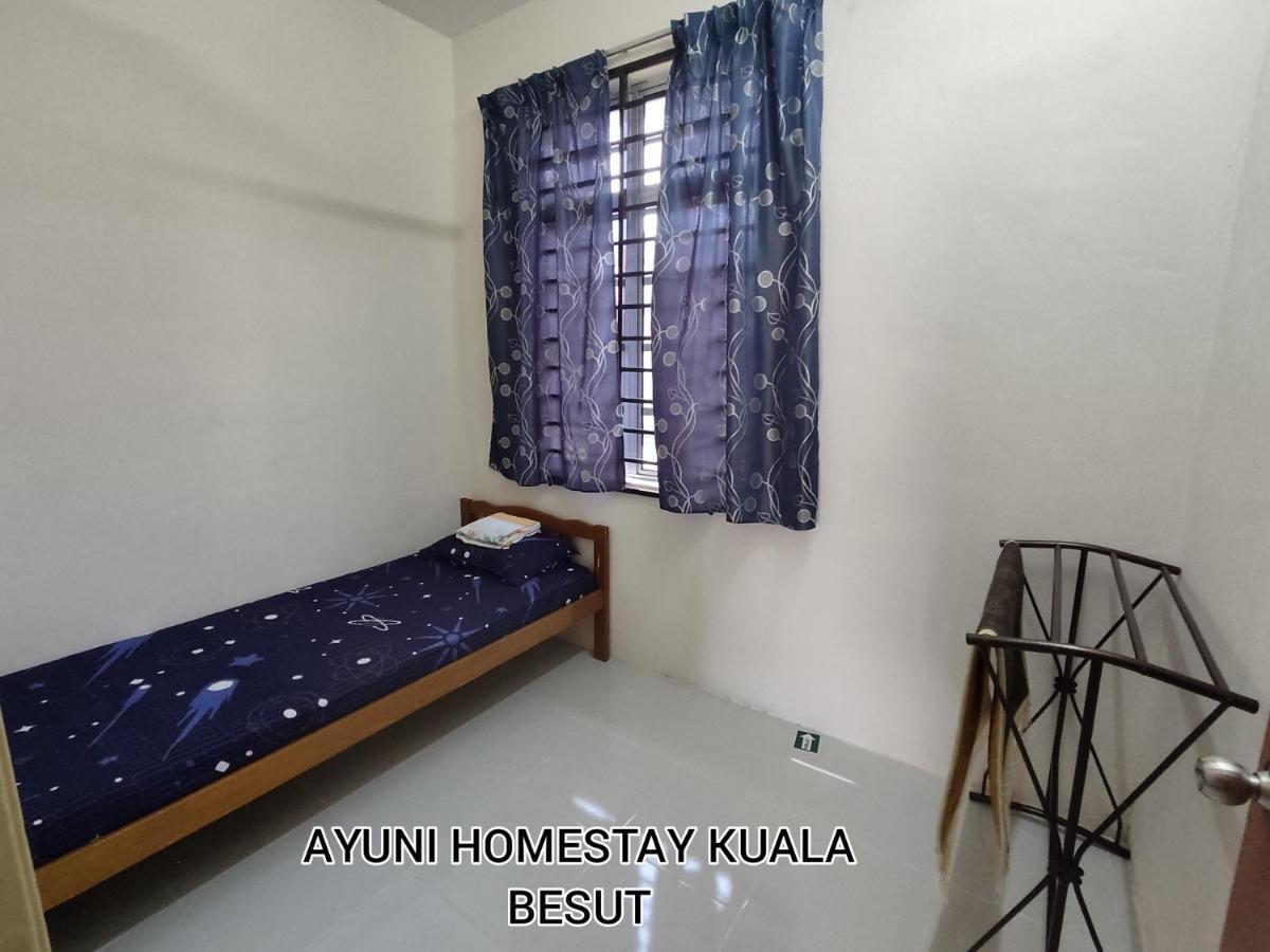 Ayuni Homestay Kuala Besut Terengganu Ngoại thất bức ảnh