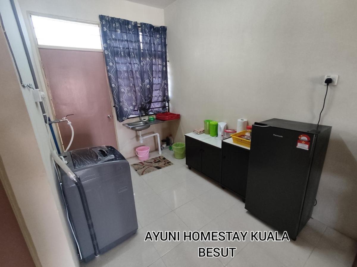 Ayuni Homestay Kuala Besut Terengganu Ngoại thất bức ảnh